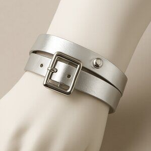 Fashion Silver Leather Wrap Bracelet w/ Silver Buckle – Women’s Adjustable Jewel